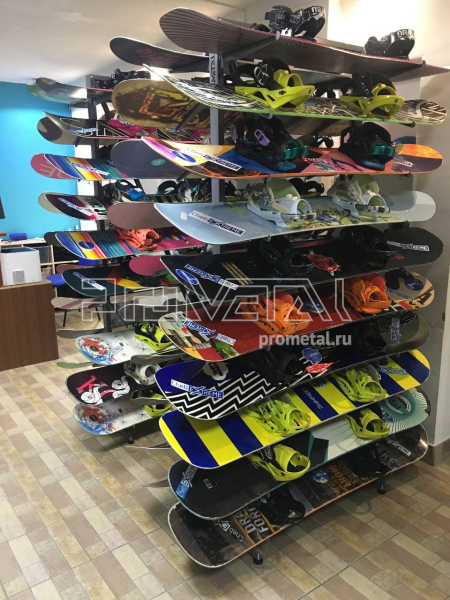 "20 сноубордов" Стойка