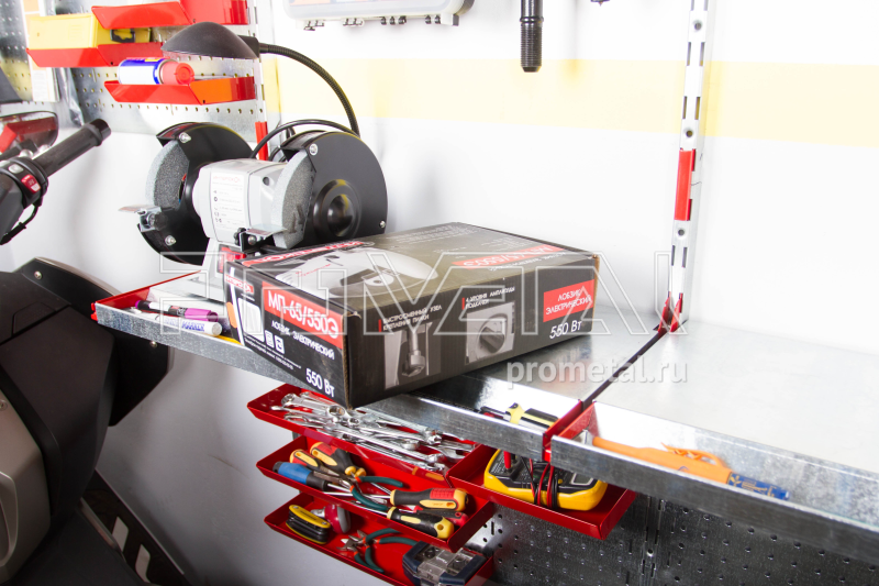 Полка с лотком