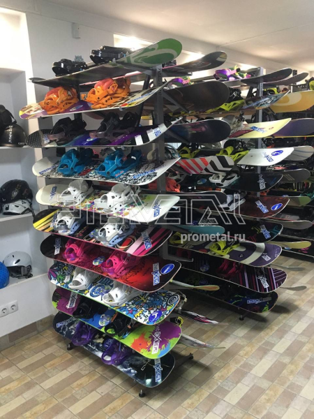 "20 сноубордов" Стойка