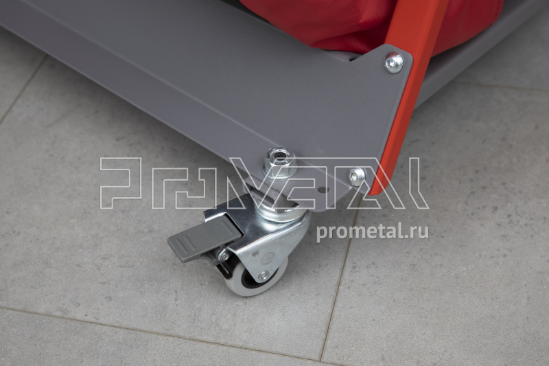 Стойка для колёс 1х4 на роликах с полкой