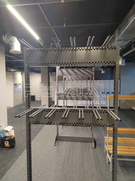 Стойка для лыж, сноубордов навесом Высокая