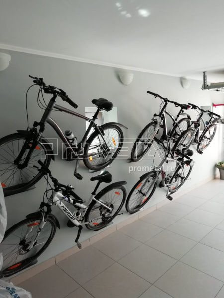 Подвес для велосипеда за педаль