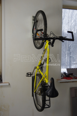 Крепления на стену и подставки для велосипеда