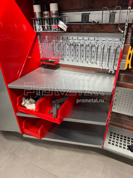 Полка с переходом глубины цельная