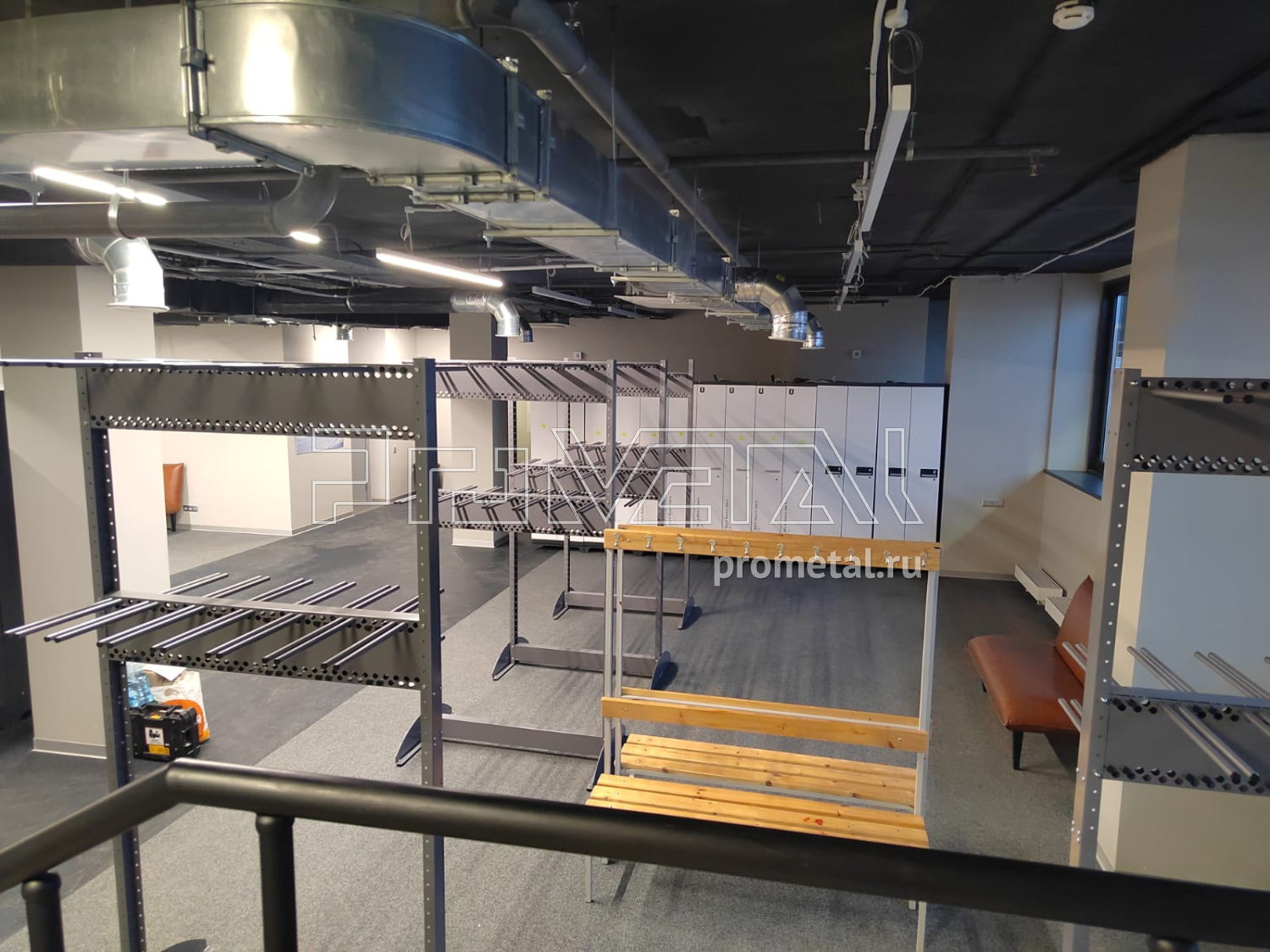 Стойки для лыж и сноубордов Воробьевы горы - Михаил